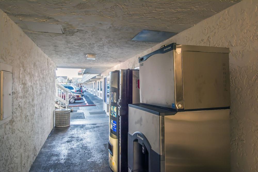Motel 6-Eureka, Ca Redwood Coast ภายนอก รูปภาพ