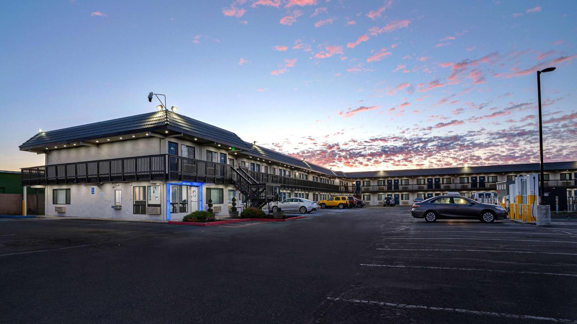 Motel 6-Eureka, Ca Redwood Coast ภายนอก รูปภาพ